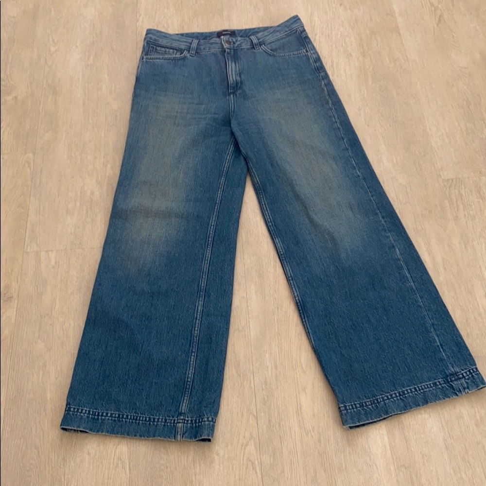 Women’s Theory soft blue denim wide leg size 28